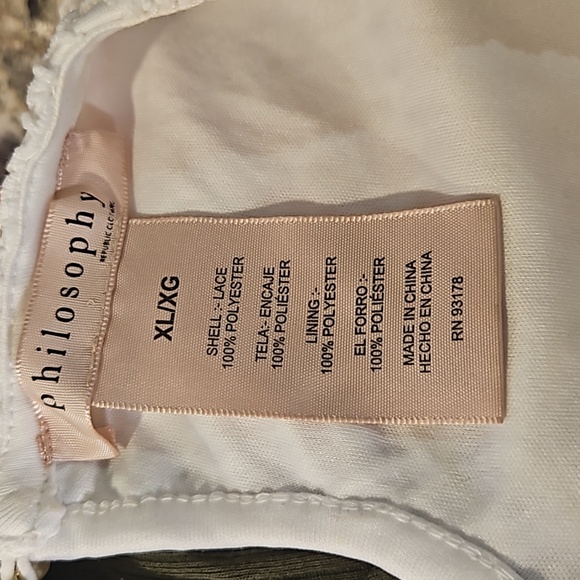 👚PHILOSOPHY LACE TOP👚 - Picture 6 of 6